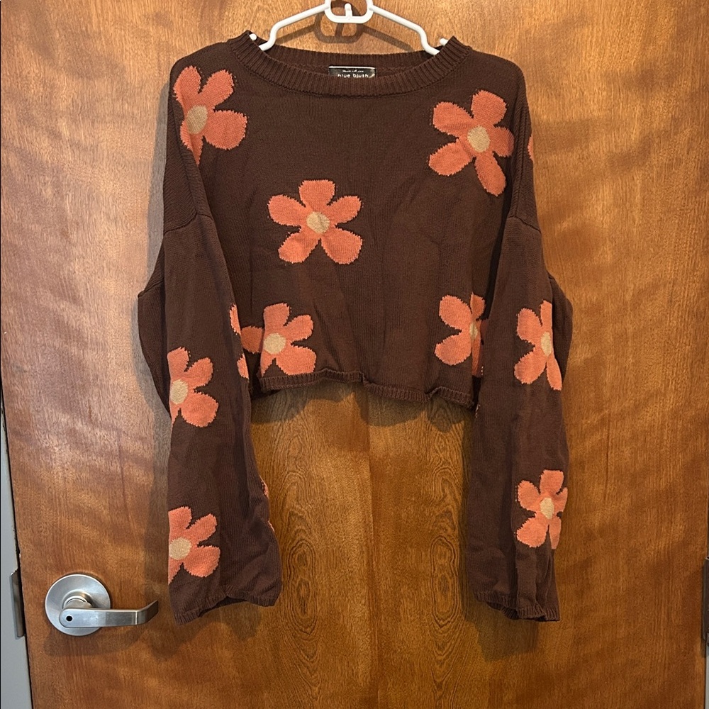 Cropped Floral sweater